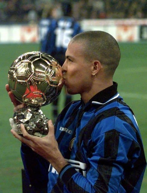 Will Khvicha Kvaratskhelia be the 2025/2026 top UCL goal scorer?